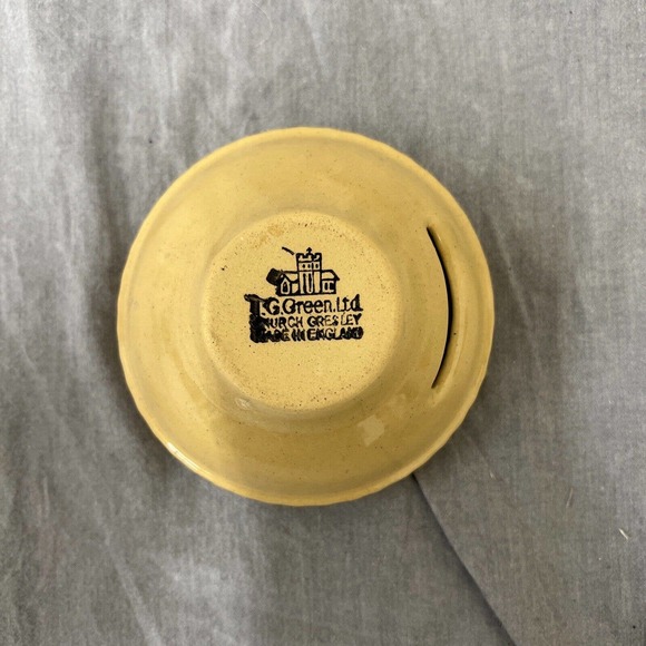 Vintage TG Green's 4" x 1.5" Bowl with Slot Earthenware Baking England - Yellow - Picture 6 of 9